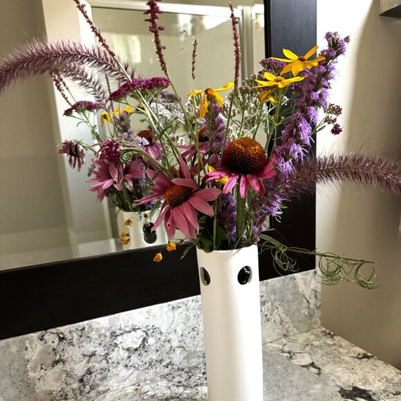 White Ceramic Matchstick Holder with 50 - 7" Matches and Striker Pad - Picture 9 of 11